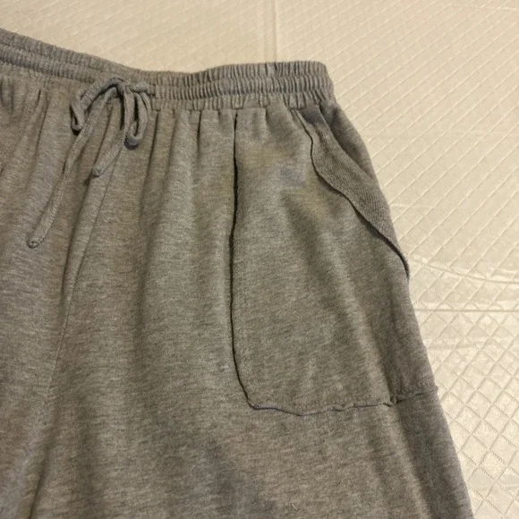 Hayden Los Angeles cropped wide-leg drawstring Gray pants casual soft Beachy - Picture 3 of 11